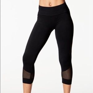 NEW! NUX Network Seamless Yoga Capris